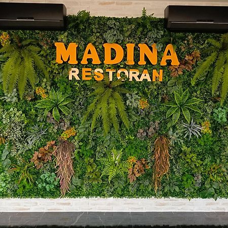 Madina-Zamzam Halal Hotels Group Bakú Exterior foto